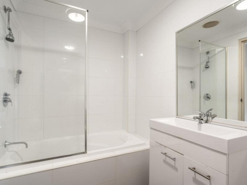 9/136-140 Bridge Road, Westmead NSW 2145